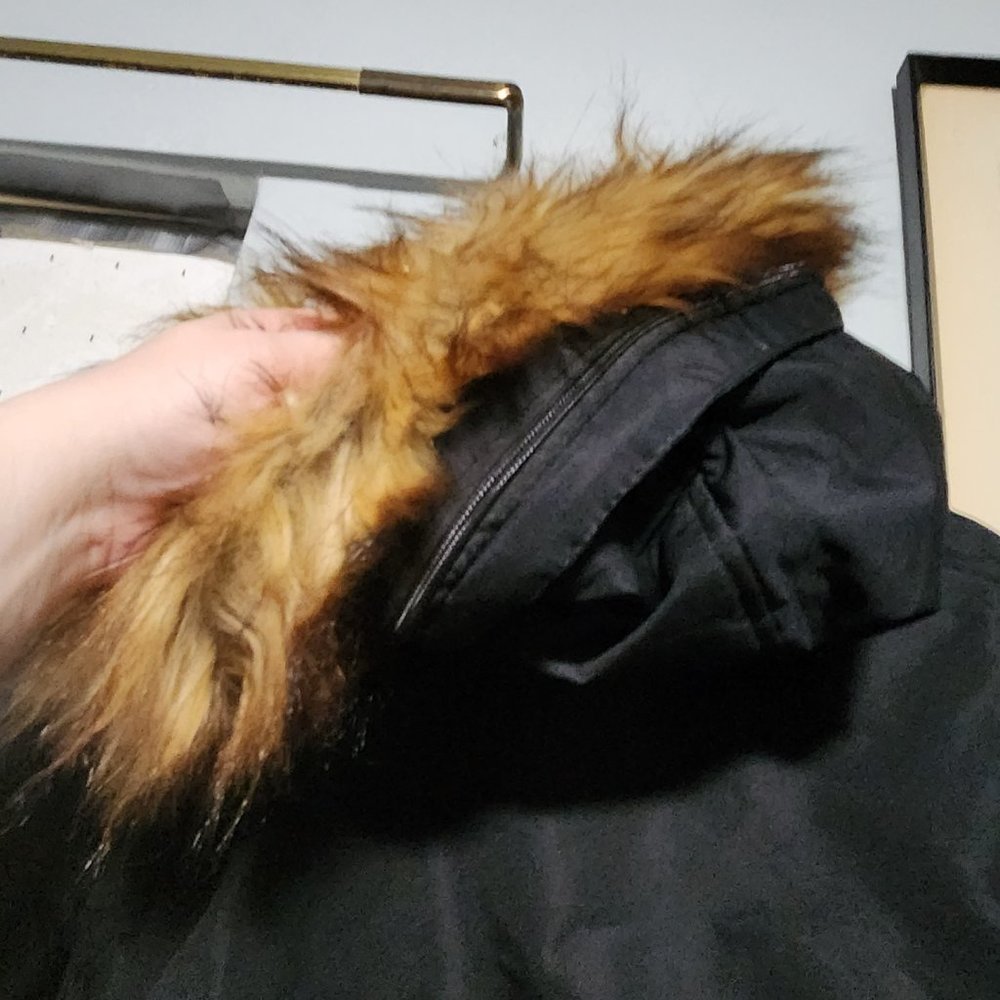 WINTER COAT - Picture 2 of 5